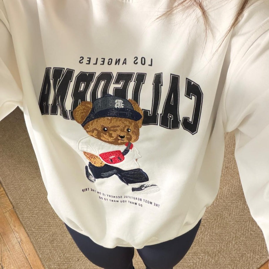 BEYAZ AYICIKLI SWEATSHİRT