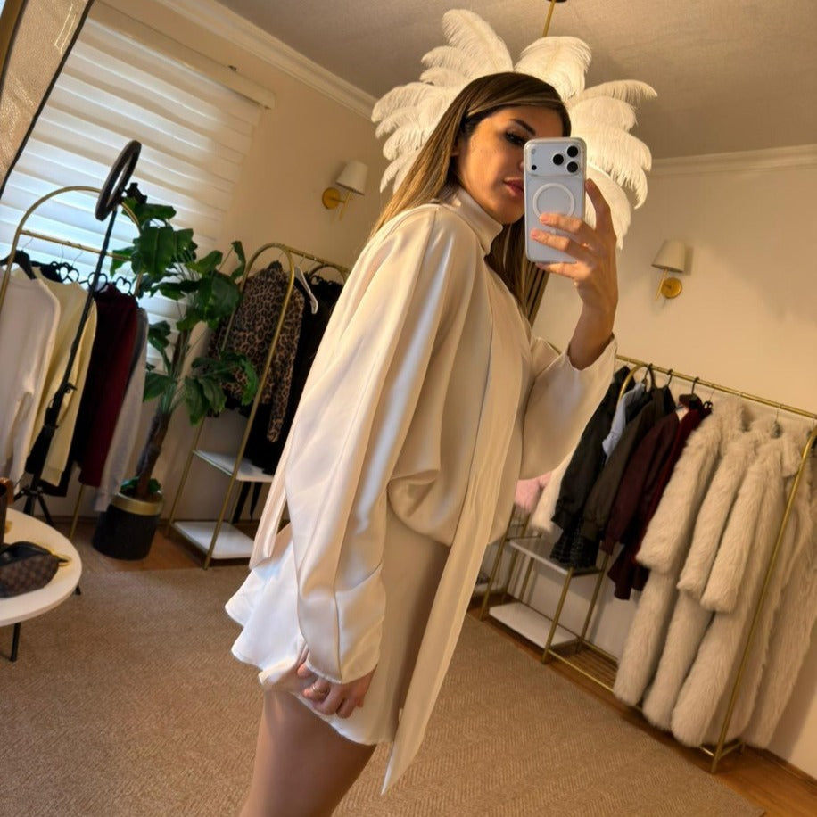 TAŞ RENGİ SATEN ELBİSE