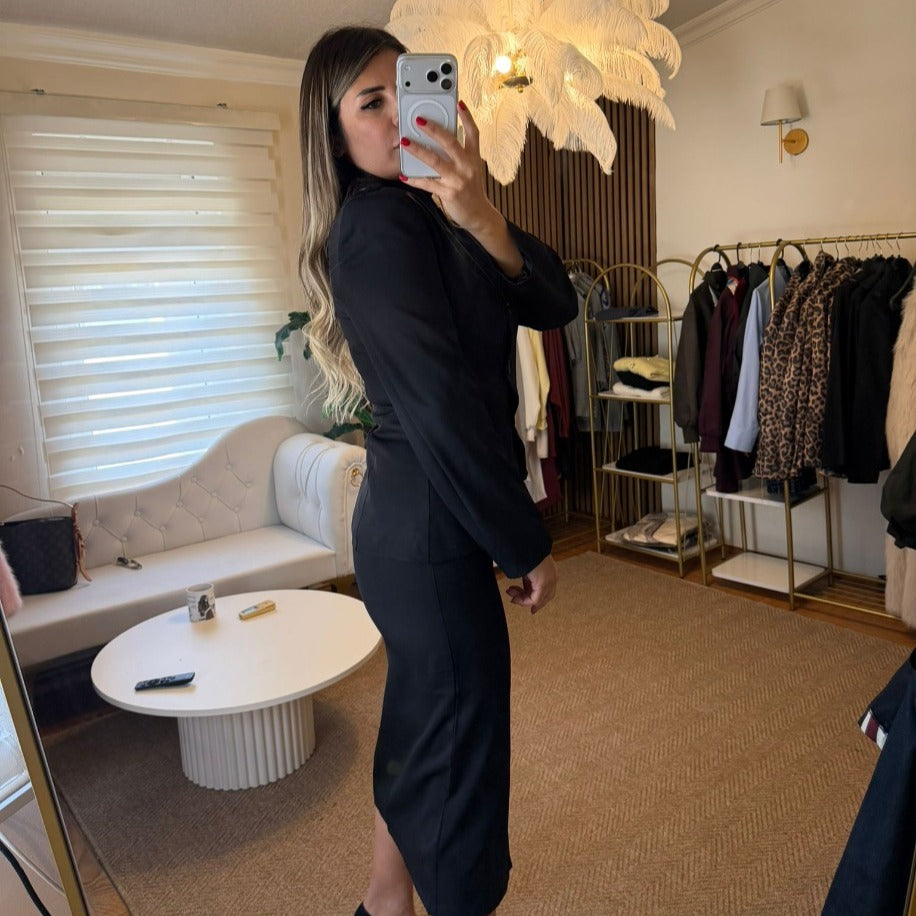 SİYAH MİDİ YIRTMAÇLI ETEK - CEKET TAKIM